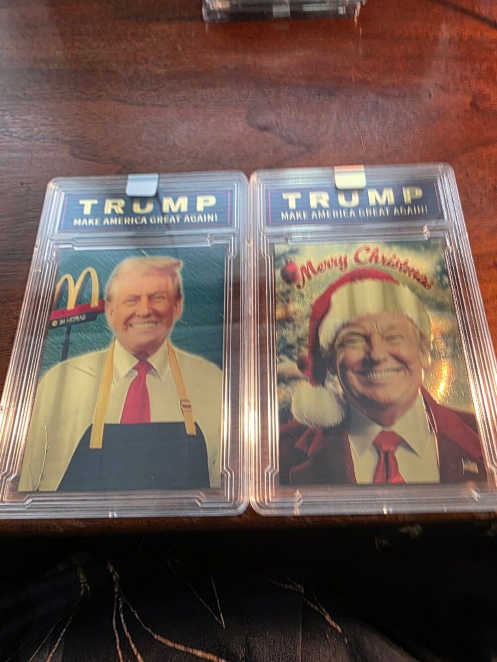2PC DONALD TRUMP COLLECTORS CARDS SLABBED